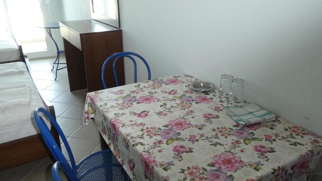 Greece Asprovalta Rooms Accomodation Apartment Hotel Petalo ภายนอก รูปภาพ